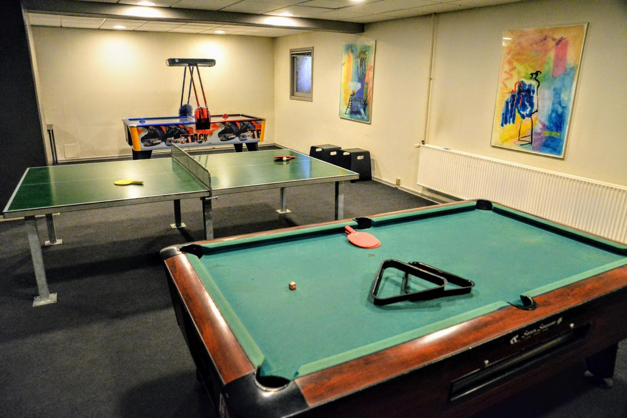 スベンボー Stoberietホステル エクステリア 写真 Games room